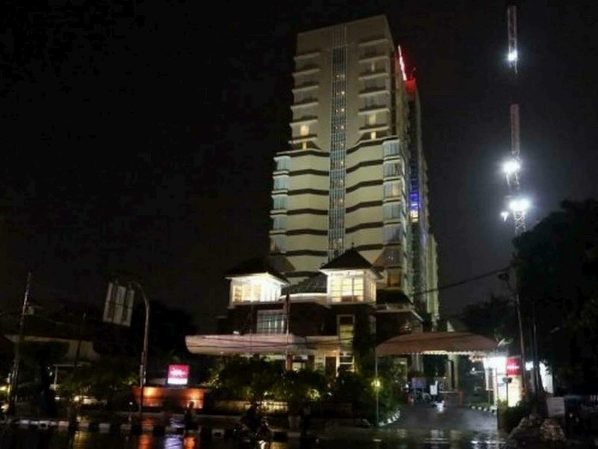 Mercure Jakarta Kota Hotel Bagian luar foto